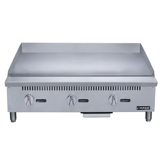 DCGT36 36 in. Thermostatic Griddle with 3 Burners